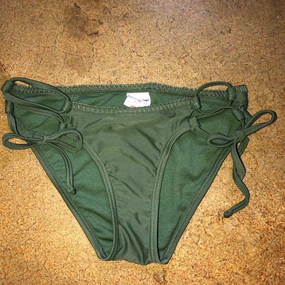 NWOT Xhilaration Bikini Crochet Top Bottoms XS/M - Picture 6 of 8